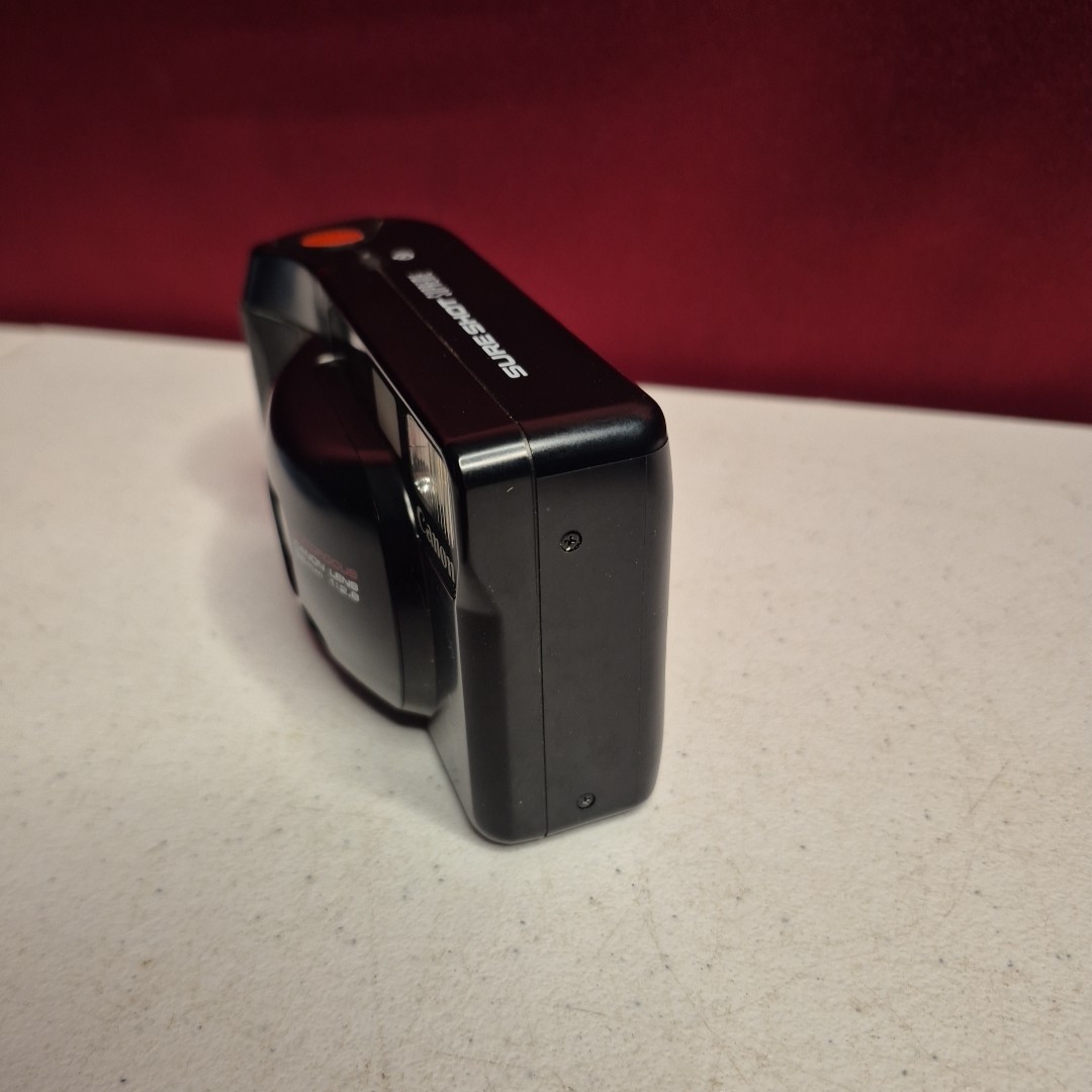 Canon Sure Shot Supreme 38mm Point & Shoot Camera w/ Case UNTESTED