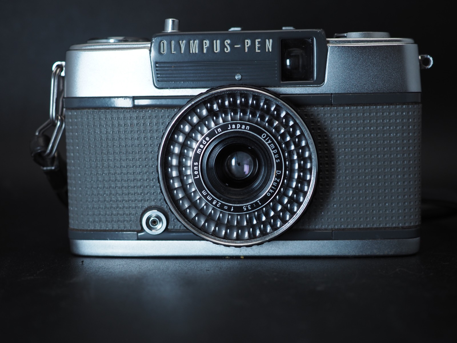 [US 1-Yr Warranty] OLYMPUS PEN EE-2 35mm Film Camera From JAPAN #J376
