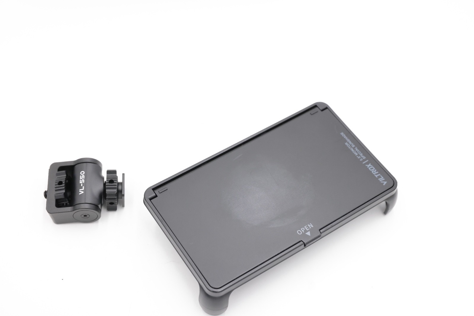Viltrox DC-550 Pro 5.5 Inch HD Portable Monitor Touch-Screen
