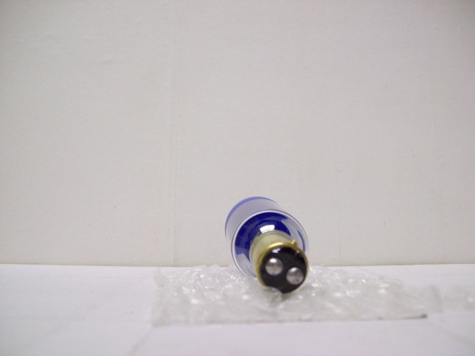 CEL Projector Projection Lamp Bulb 120V 120W SYLVANIA AVG. 200-HR LAMP LIFE