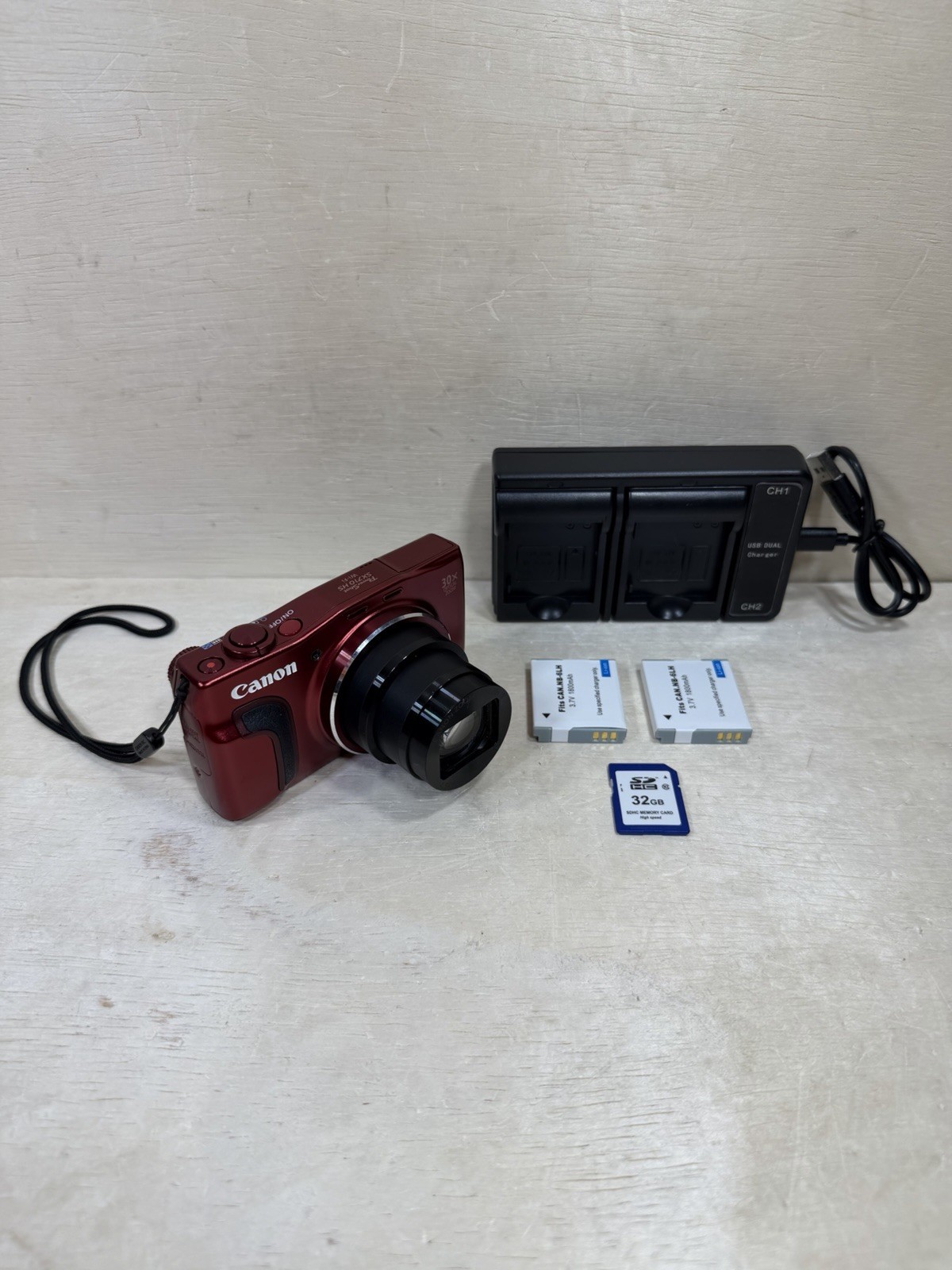 Canon PowerShot SX710 HS 20.3MP 30x Optical Zoom Digital Cam w/ 2 Batts, 32GB SD