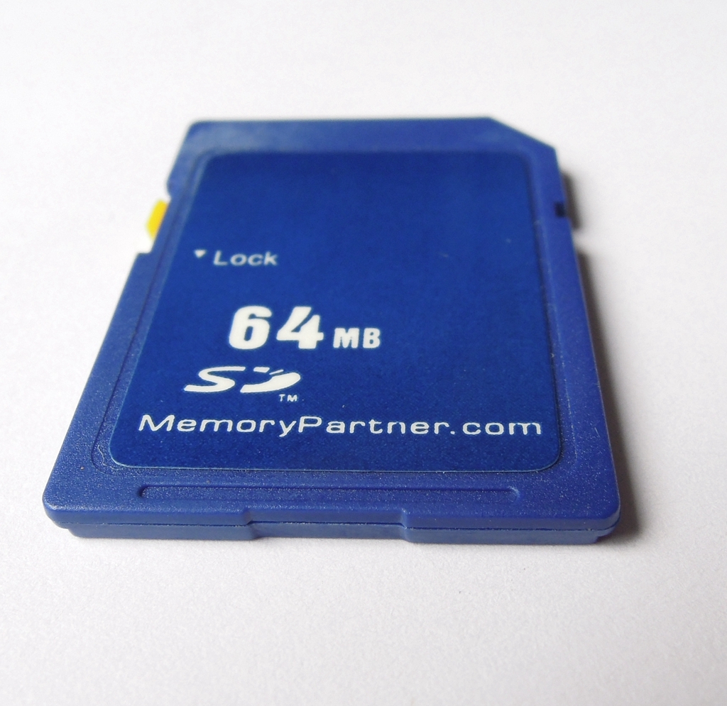 100 x 64MB SD Memory Card Standard Secure Digital Generic W/Cases Wholesale NEW