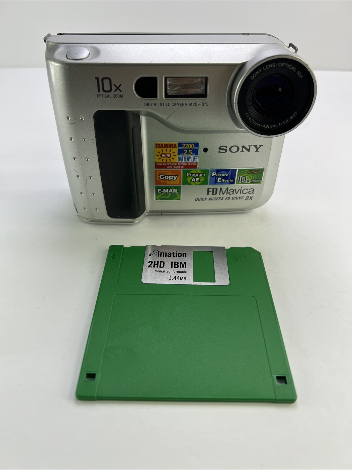 Sony Mavica MVC-FD75 Digital Camera with 3.5″ Floppy Vintage TESTED No Battery