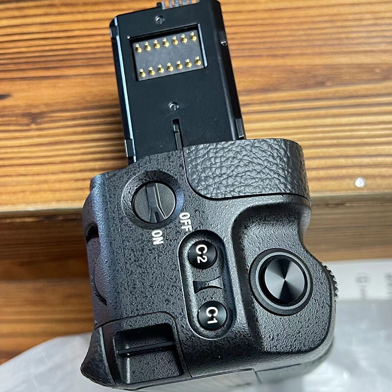 Song VG-C2EM Vertical battery grip for Sony ILCE-7M2 ILCE-7rM2 A7II A7rII A7sII