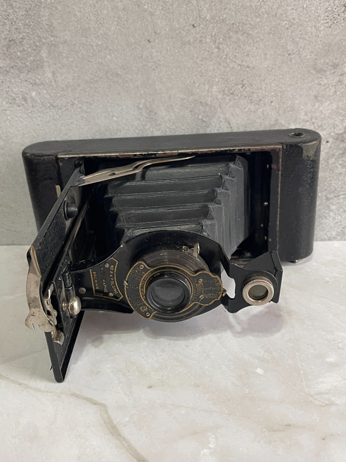 Kodak No. 2A Folding Autographic Brownie – 100 Years Old! Perfect display piece!