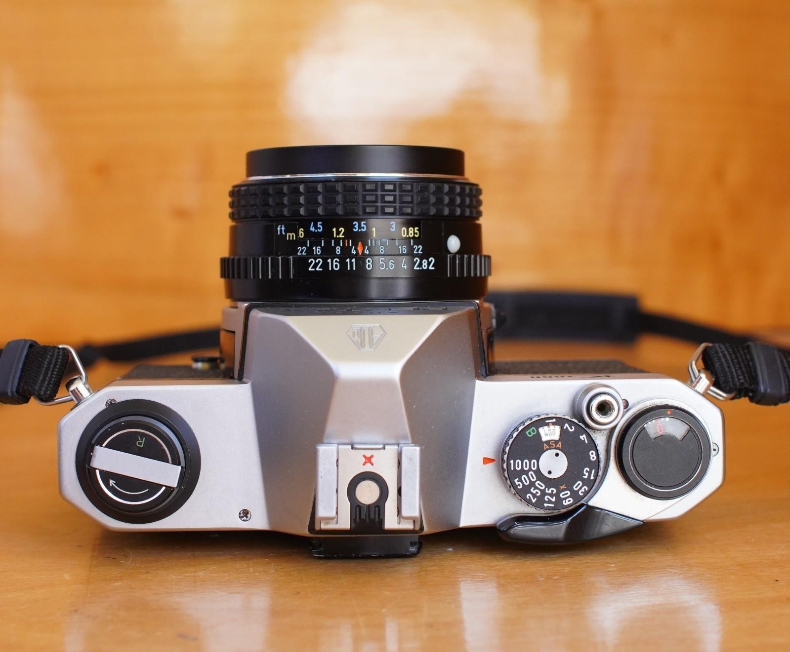 Pentax K1000 35mm Film Camera w/Fast 50mm F2.0 Lens Working VGood Condition #11