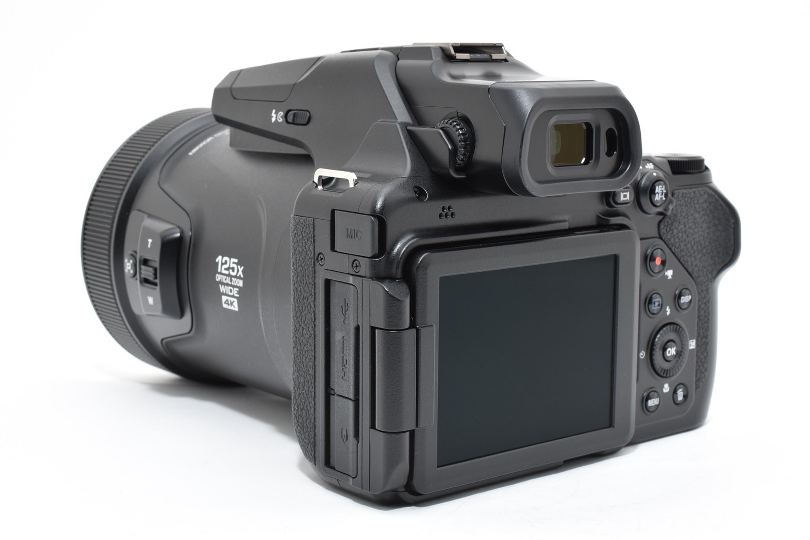 [Almost Unused] Nikon COOLPIX P1100 Telephoto Zoom Digital Camera Japanese only