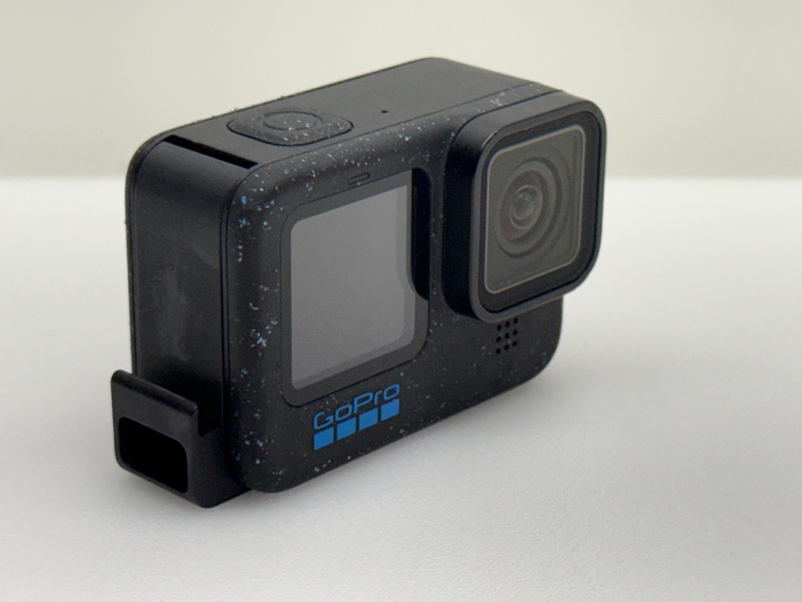 READ – AS IS – GoPro – HERO12 Black Action Camera – Black CHDHX-121-CN