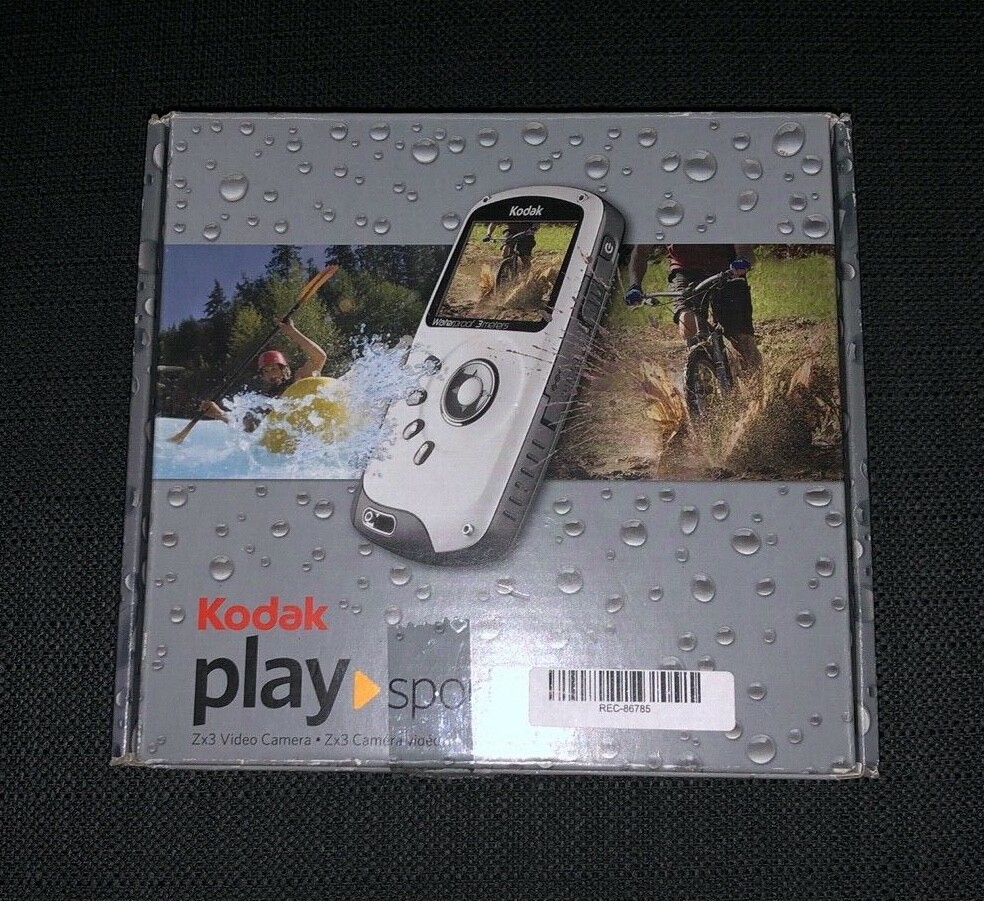NEW * Kodak Playsport Zx3 (32 GB) Flash Media Camcorder-BLUE