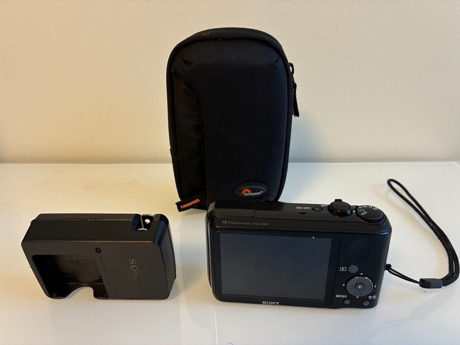 Sony Cyber-shot DSC-H90 16.1MP 16X Zoom Digital Camera – Black Tested