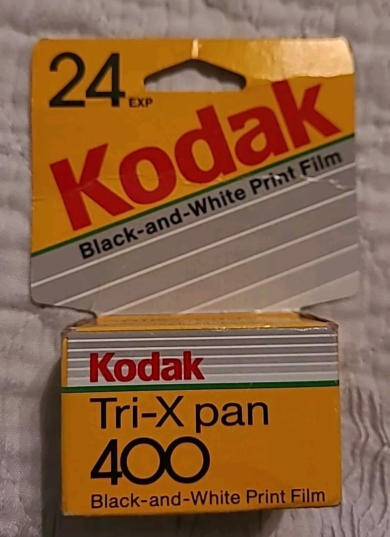 Sealed Kodak Tri-X Pan 400 B&W Print Film ~ 24 Exposures ~ TX 135-24 Exp 05/1995