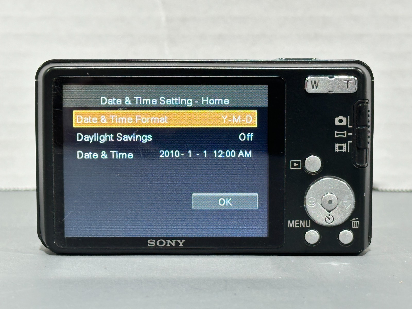 Sony Cyber-Shot DSC-W350 14.1 MP Compact Digital Camera Issues Read Description