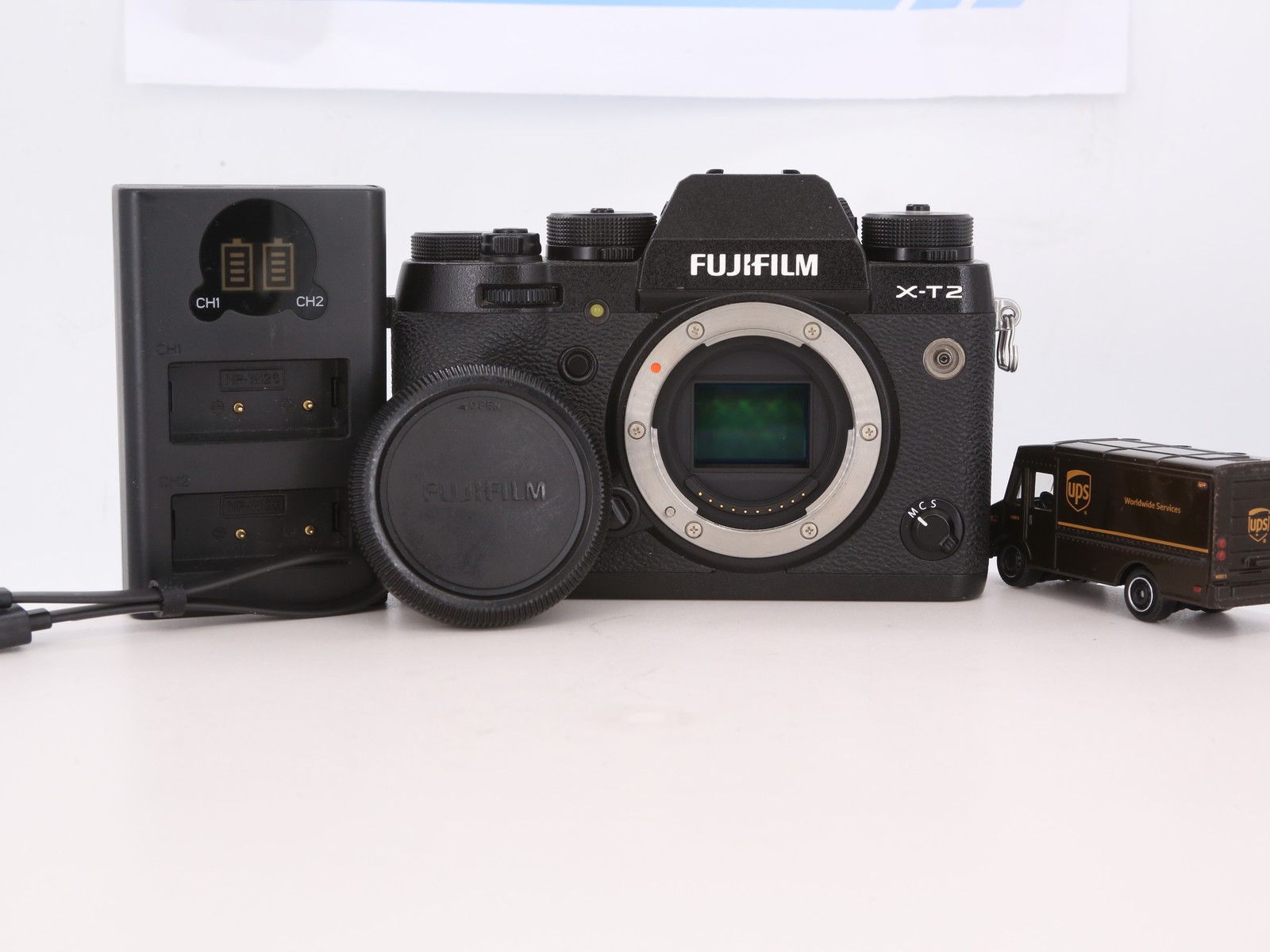 [Good, Shipping from US] Fujifilm X-T2 Camera