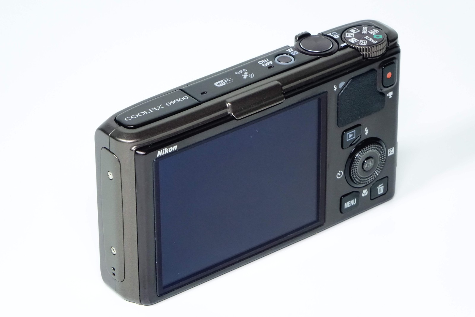 Nikon Coolpix S9500 Brown Compact + Case, 8GB SD – 12 MONTH WARRANTY