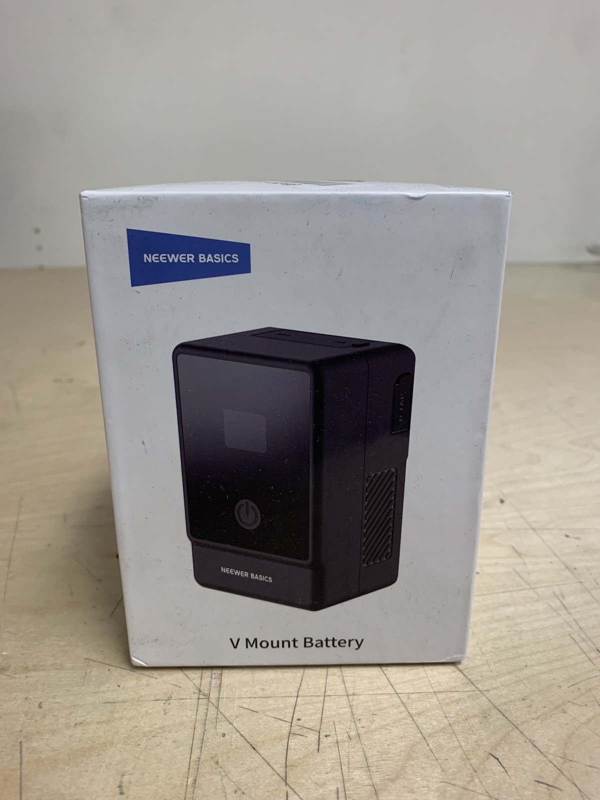 NEEWER BASICS V Mount Battery, 6800mAh 99Wh V Lock Battery USED!!!