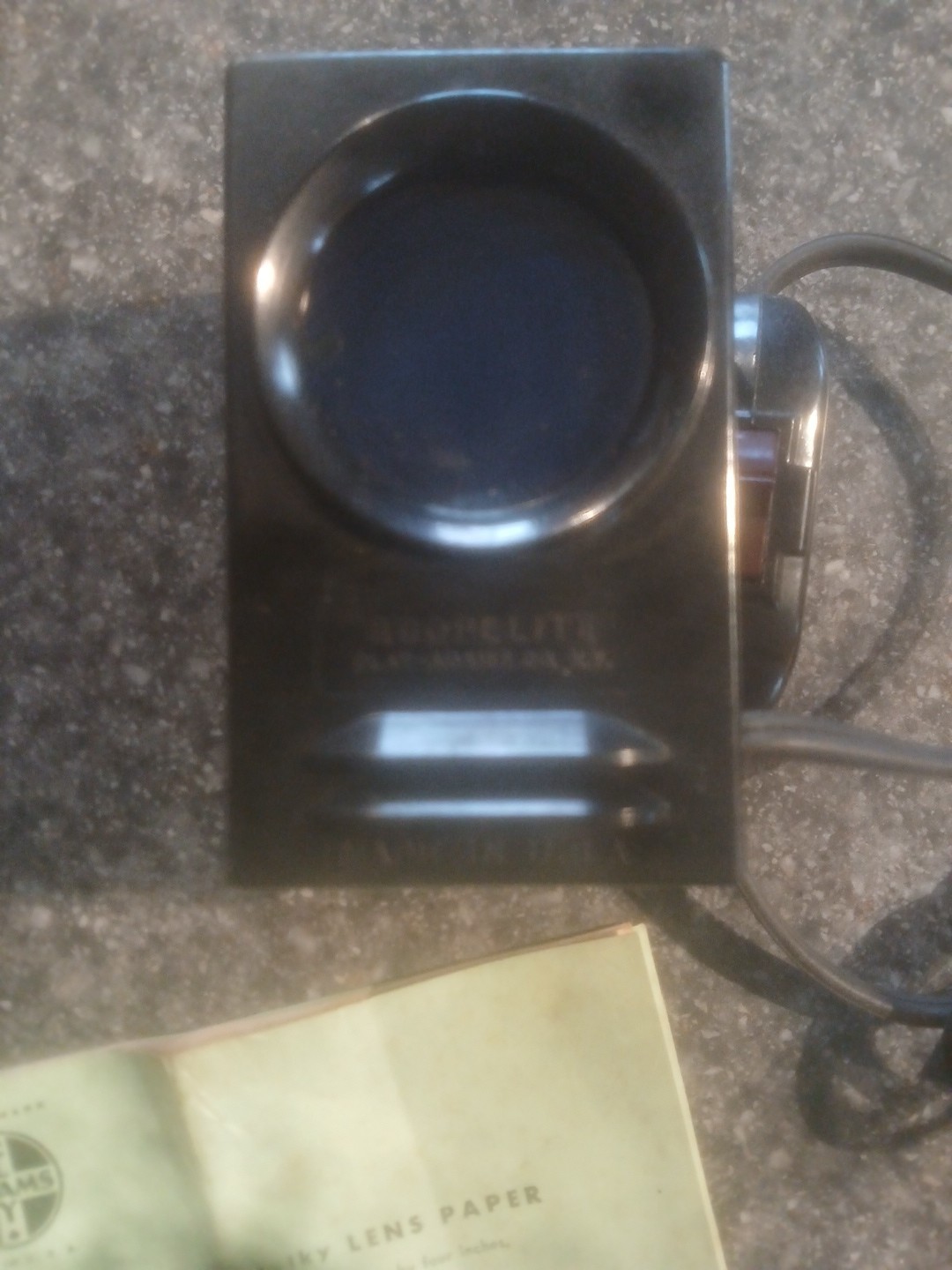 VINTAGE ANTIQUE SCOPELITE BAKELITE CAMERA LAMP LIGHT CLAY – ADAMS With Booklet