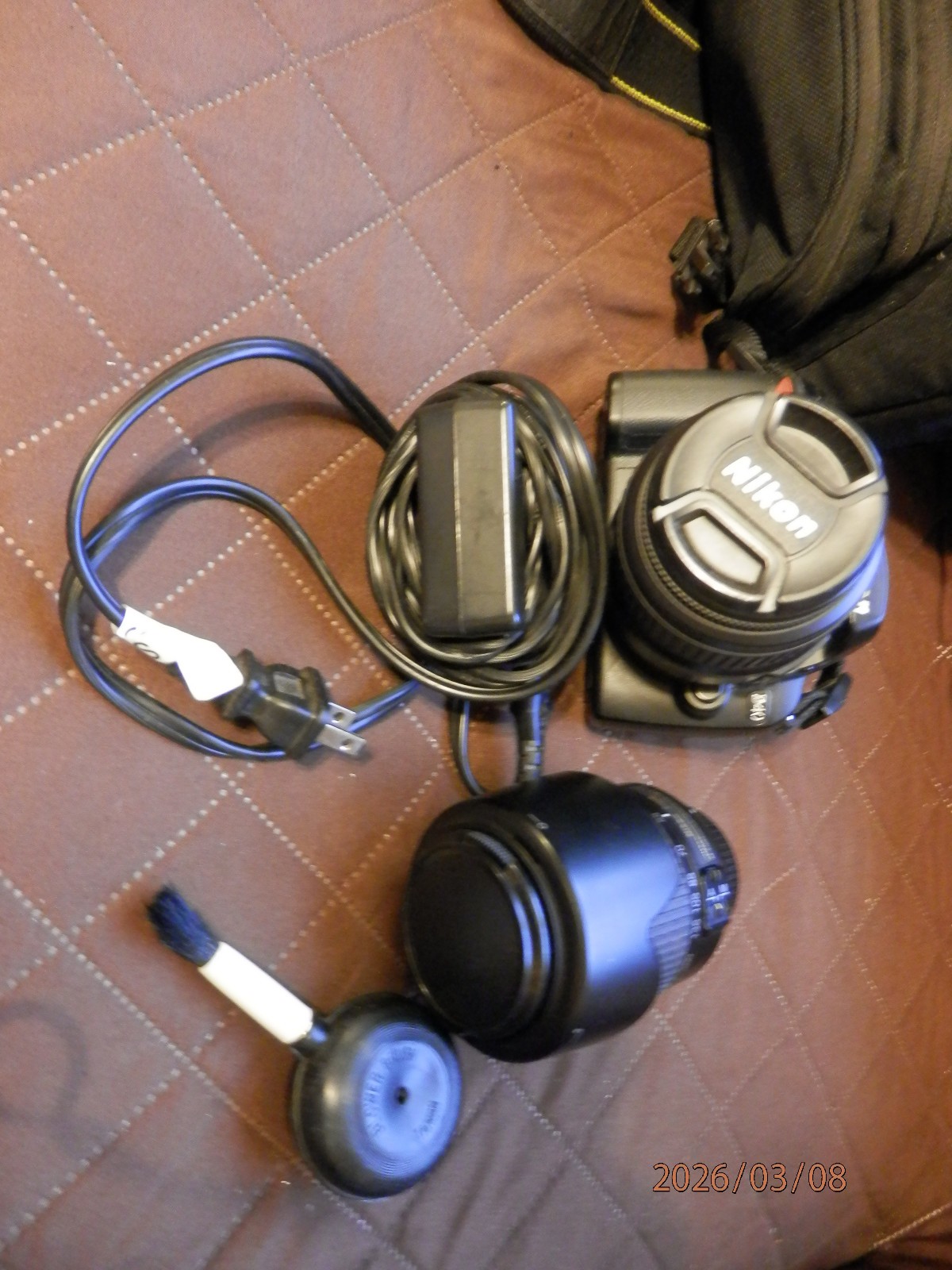 Nikon D40 Camera with two lenses, charger, case, 2gig memory card