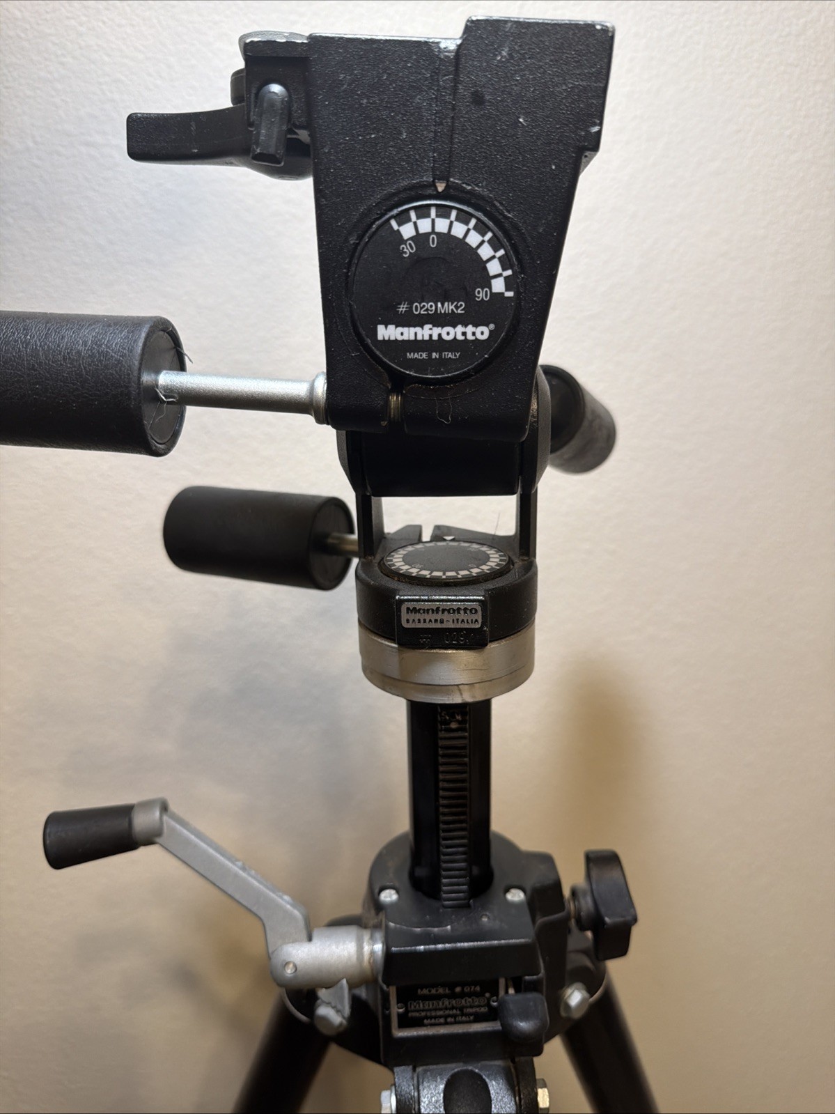 Manfrotto 074B Professional Tripod With Manfrotto # 29 Mk2 Head