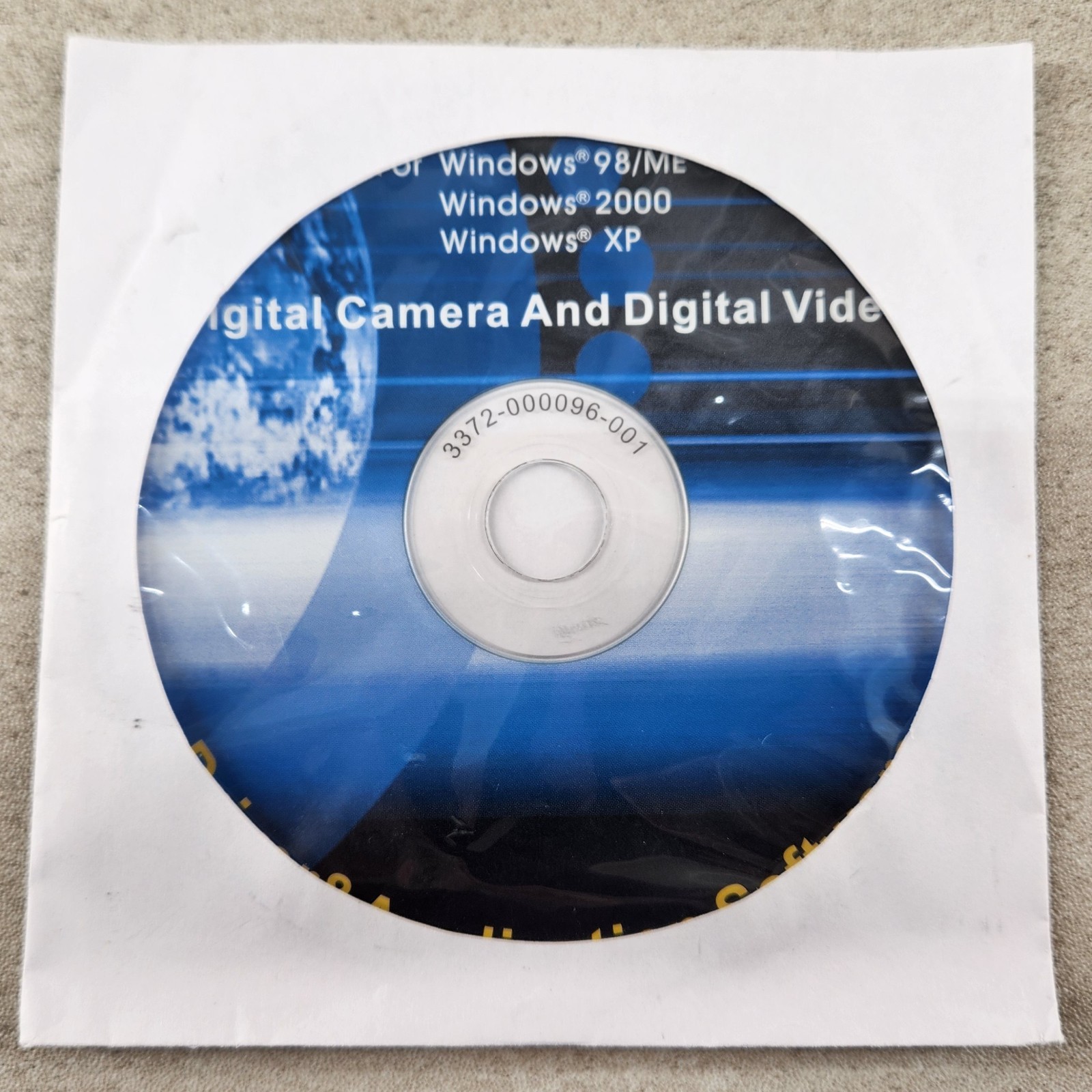 SVP HDDV1800 Digital Video Camera Camcorder Bundle Tripod Remote Manual tested