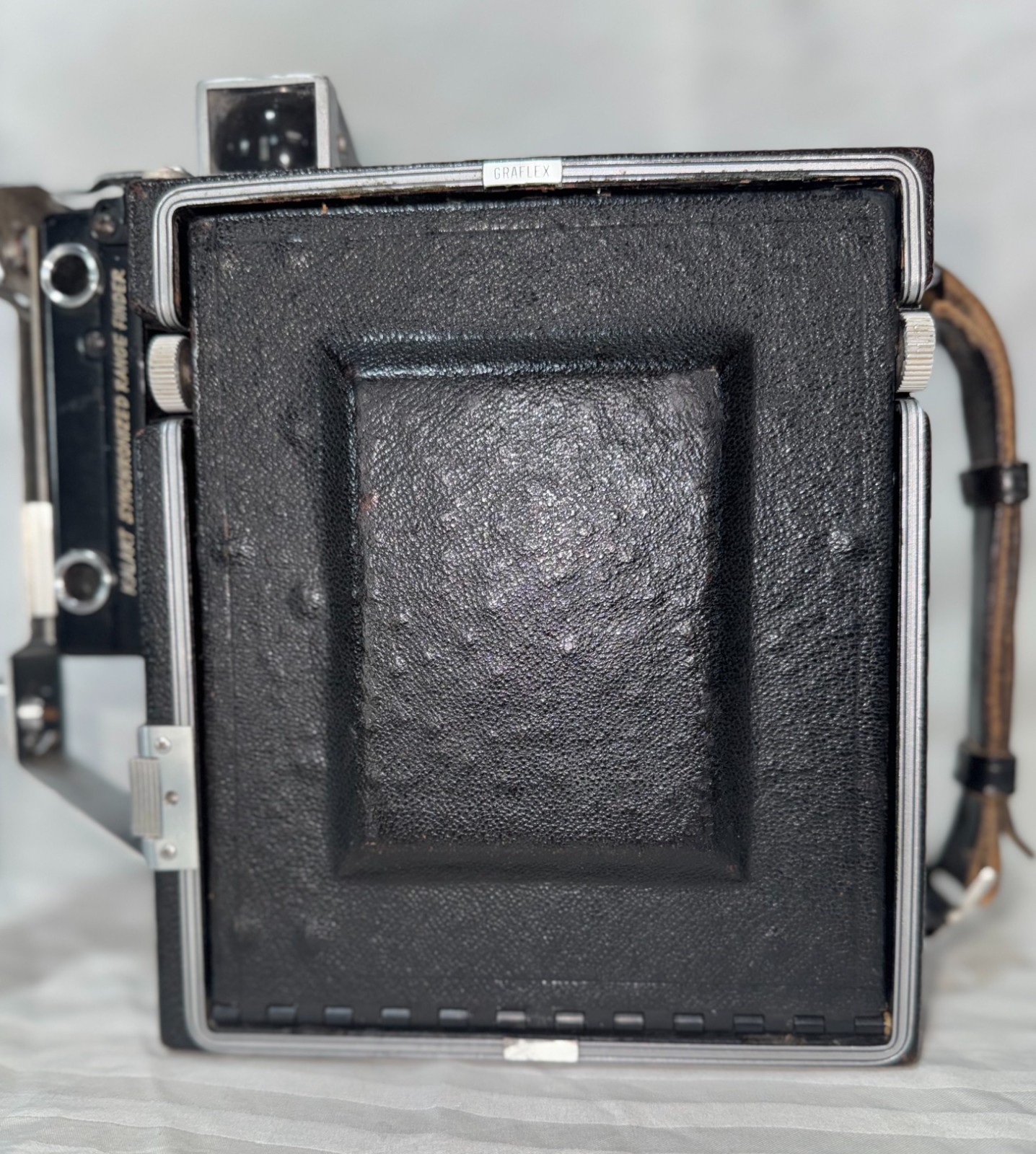 Vintage Graflex Pacemaker Speed Graphic 4 x 5 Press Camera with Flash