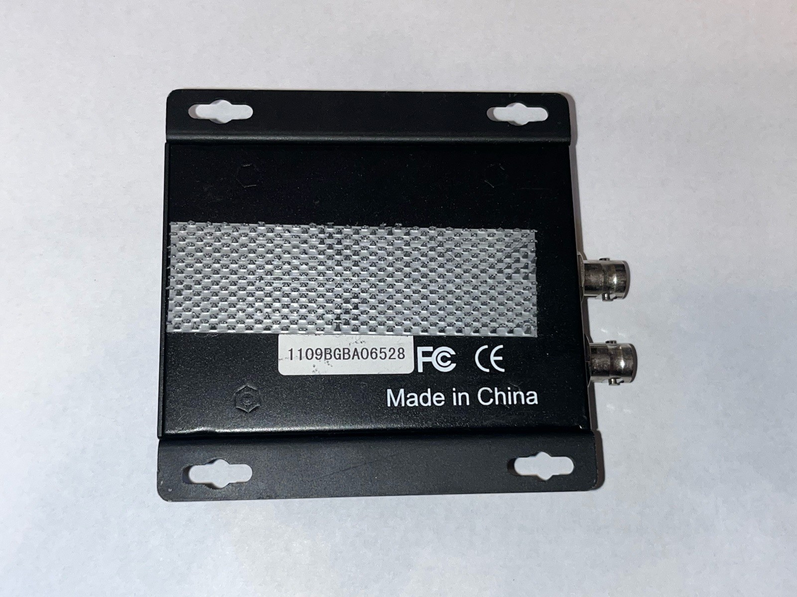 AVUE HDMI to SDI Converter 1080P 3G-SDI HD-SDI Video Converter Adapter