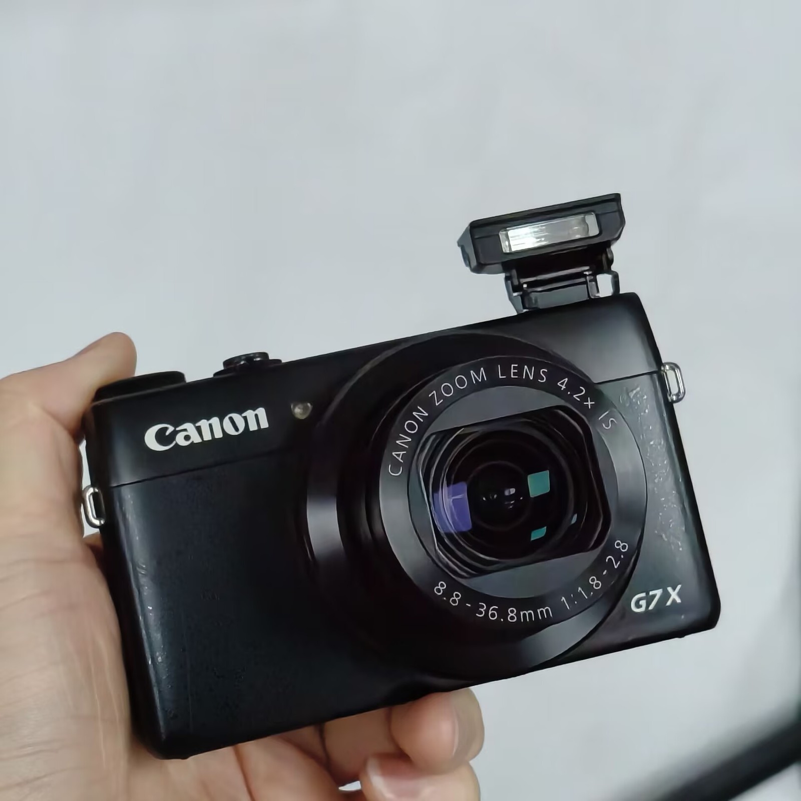 Canon PowerShot G7 X 20.2MP 4.2X Optical Zoom Black Compact Digital Camera
