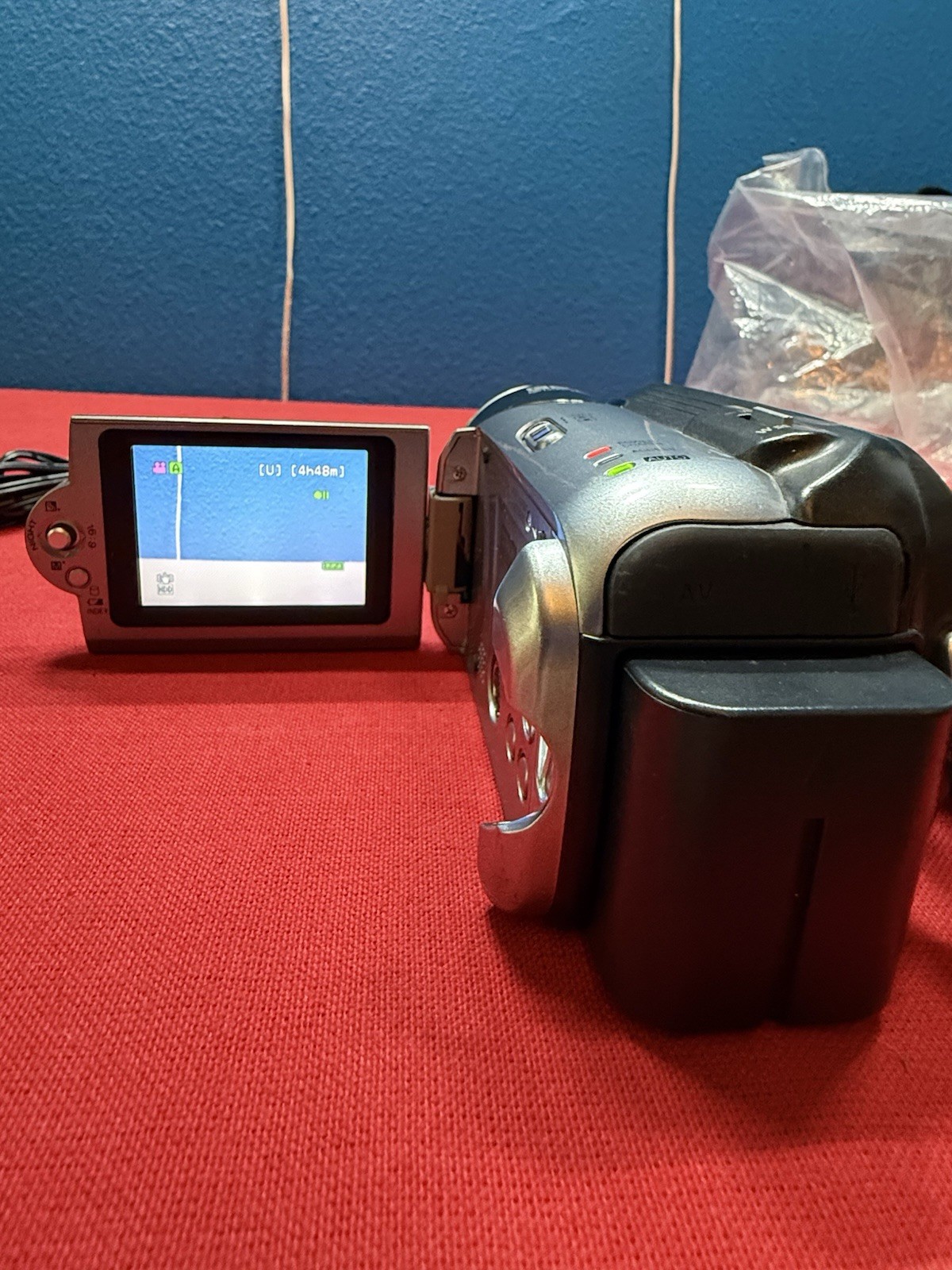 JVC Everio GZ-MG21U 20GB Hard Disk Drive Camcorder 32x Optical Zoom TESTED