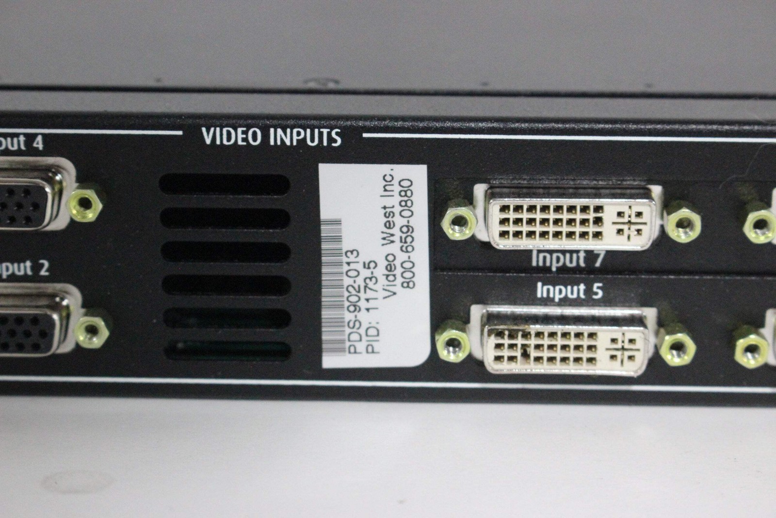 Barco R9004694 PDS-902 3G Digital Switcher (C1633-112)