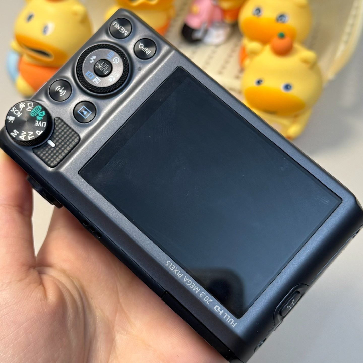 Canon SX720 HS Compact Digital Camera 20.3MP 40x Optical Zoom Wi-Fi Black