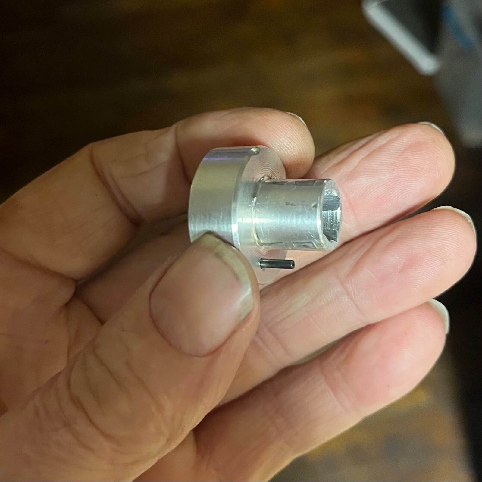 SUPER 8 ADAPTER for 5/16 in. SHAFT REWIND IN ALUMINUM FITS ROUND & SQUARE SHAFT
