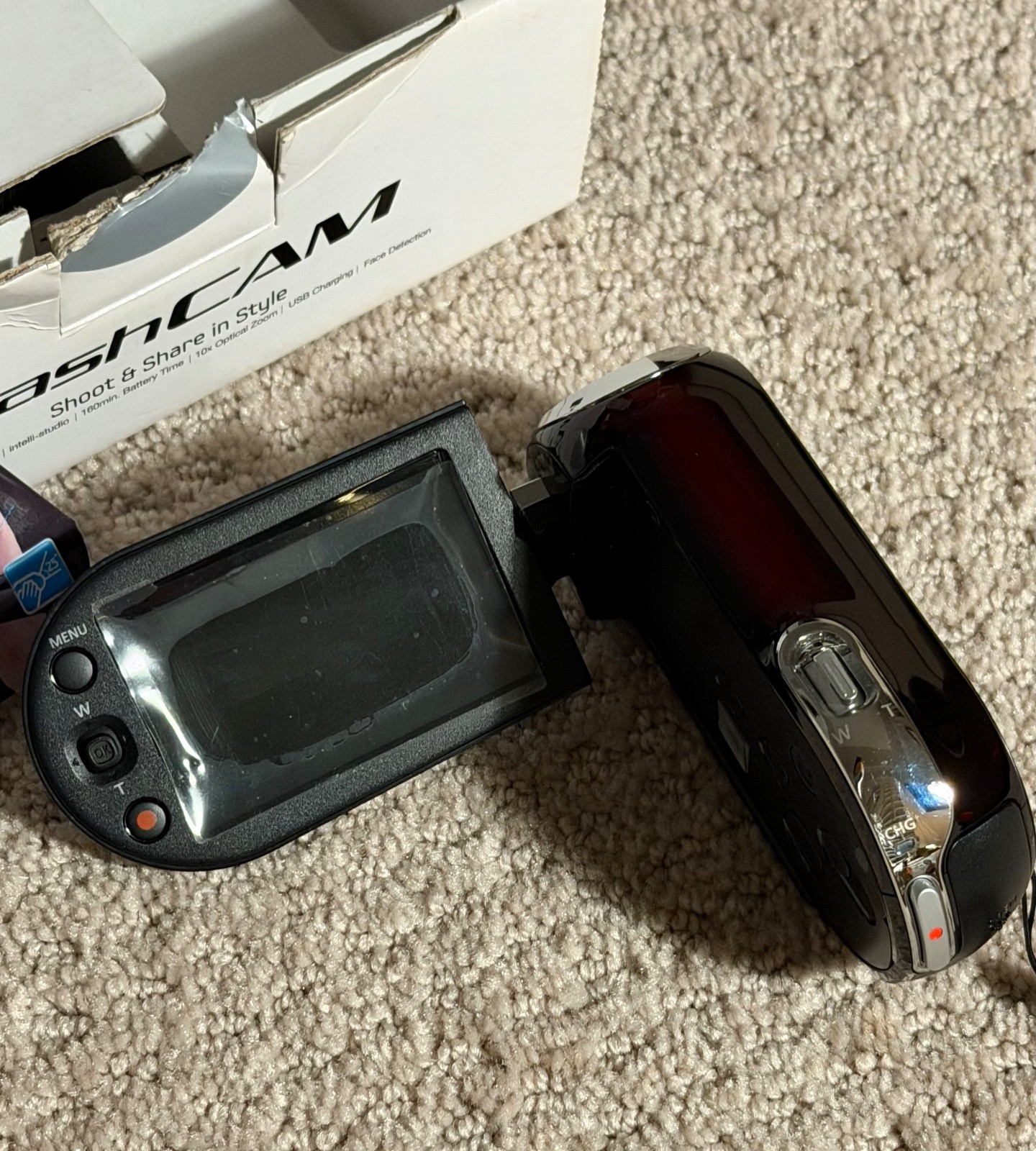 Samsung FlashCAM SMX-C10RN Red Digital Camcorder 10x Zoom w/ Box READ NO Charger
