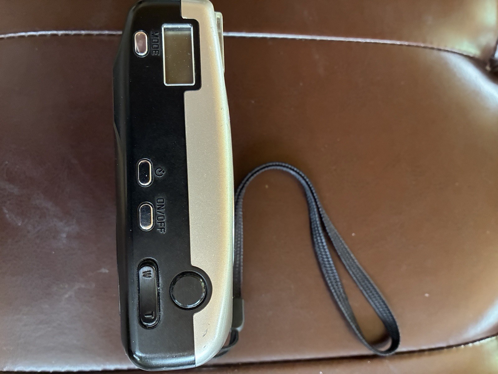 Leica Z2X 35mm Point & Shoot Film Camera Vario-Elmar 35-70 AF Flash Silver/Black