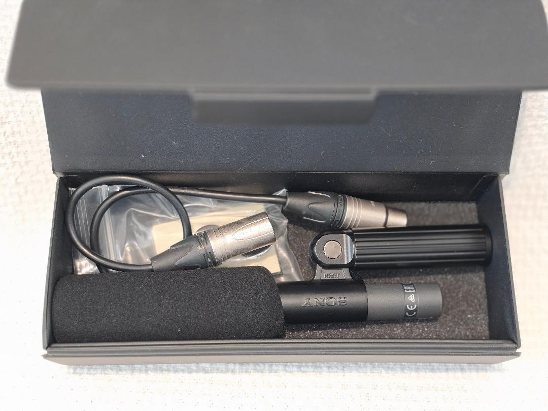 NEW Sony ECM-673 Short Shotgun Electret Condenser Microphone & Accessories
