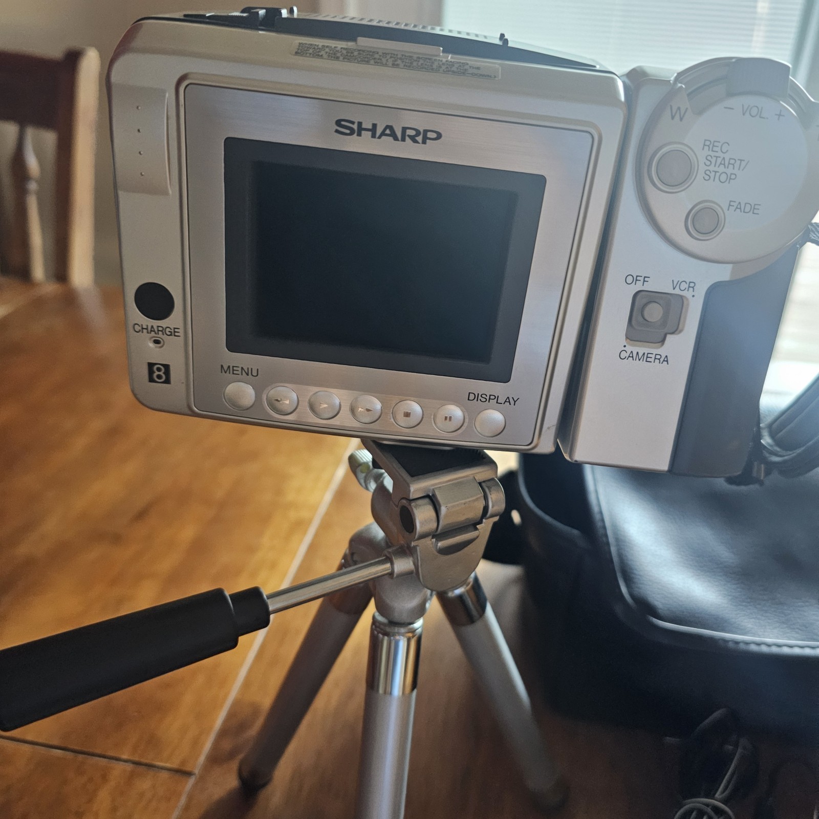 Sharp Viewcam VL-A10U Video8 8mm Camcorder No battery. Untested