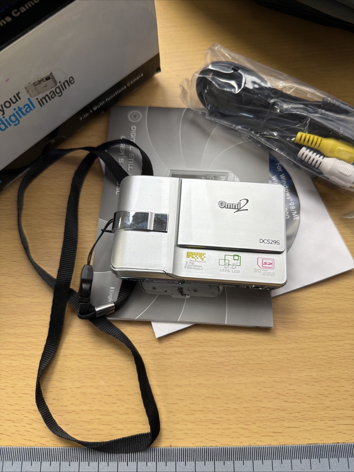 OMNI 2 DC529S 7-in-1 DIGITAL CAMERA Clean With Box And Contents