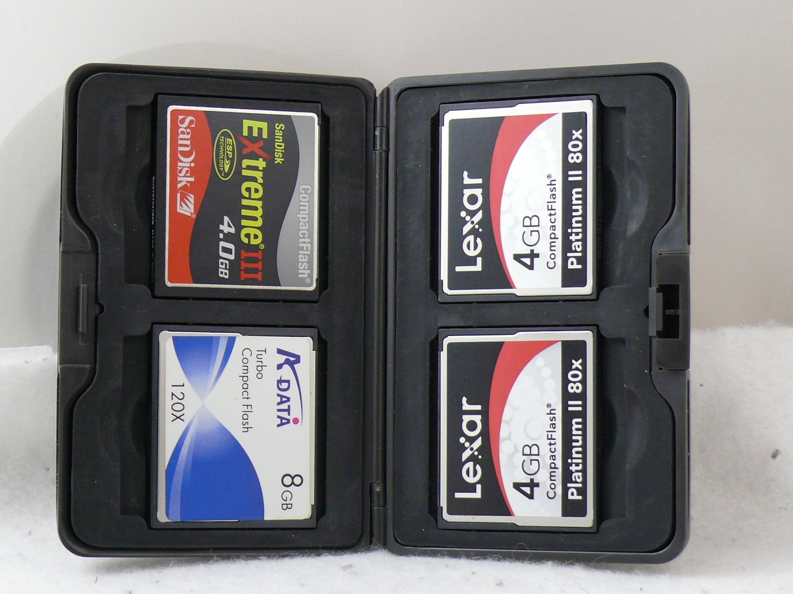 2 LEXAR 4GB 80X PLATINUM SANDIK EXTREME III 4GB ADATA 8GB 120X METAL STORAGE CAS