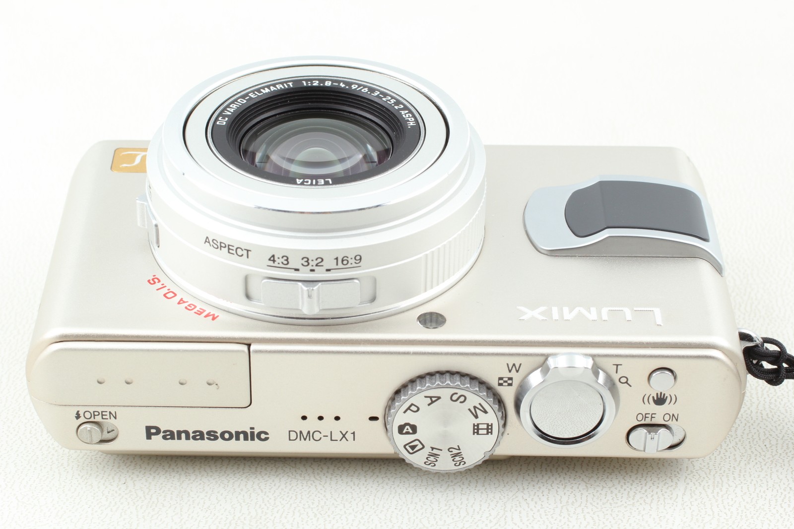 [Near MINT] Panasonic Lumix DMC-LX1 DIGITAL CAMERA SILVER 8.4MP From JAPAN