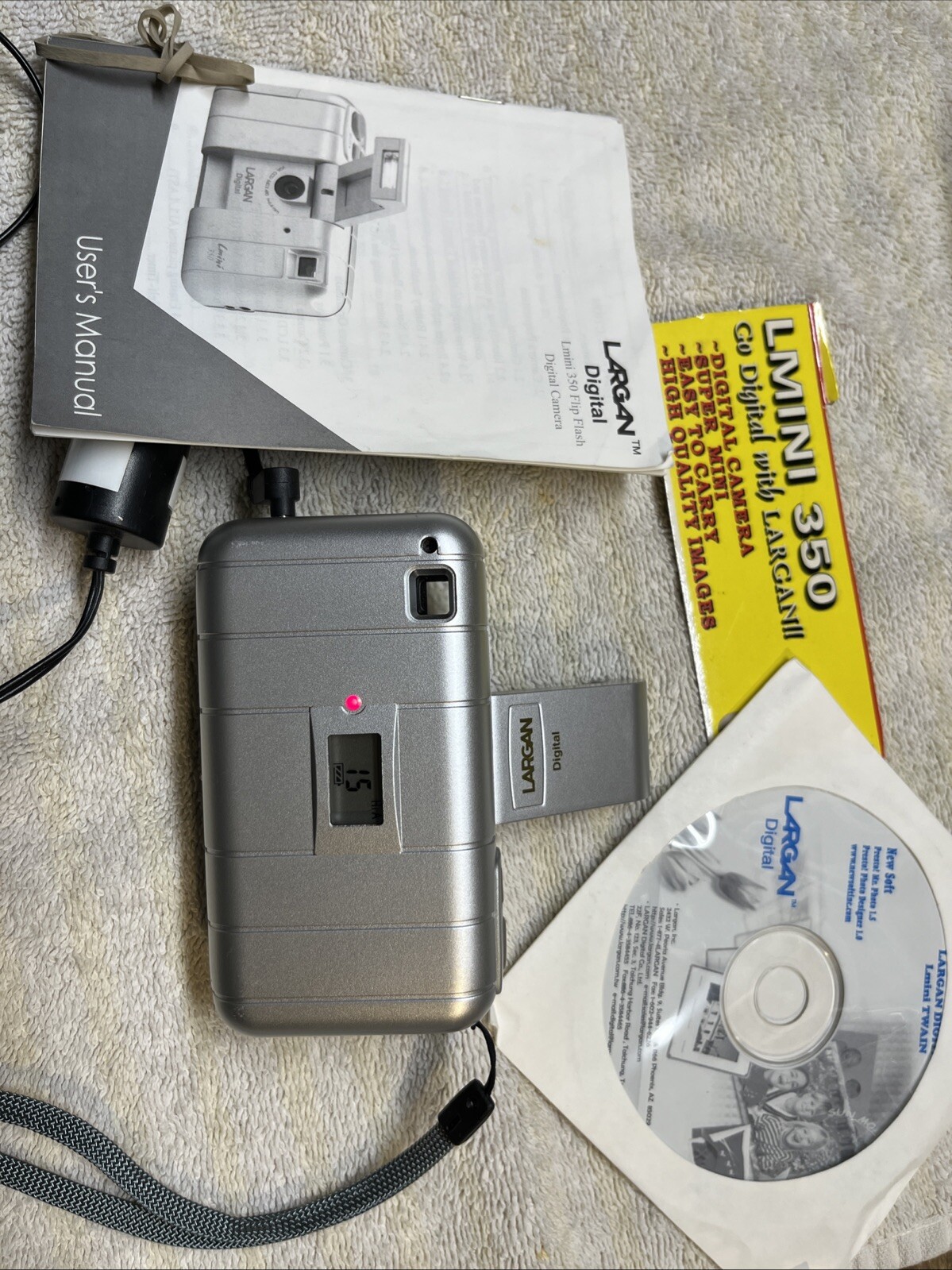 Largan Group Lmini 350 0.4MP Digital Camera – Silver