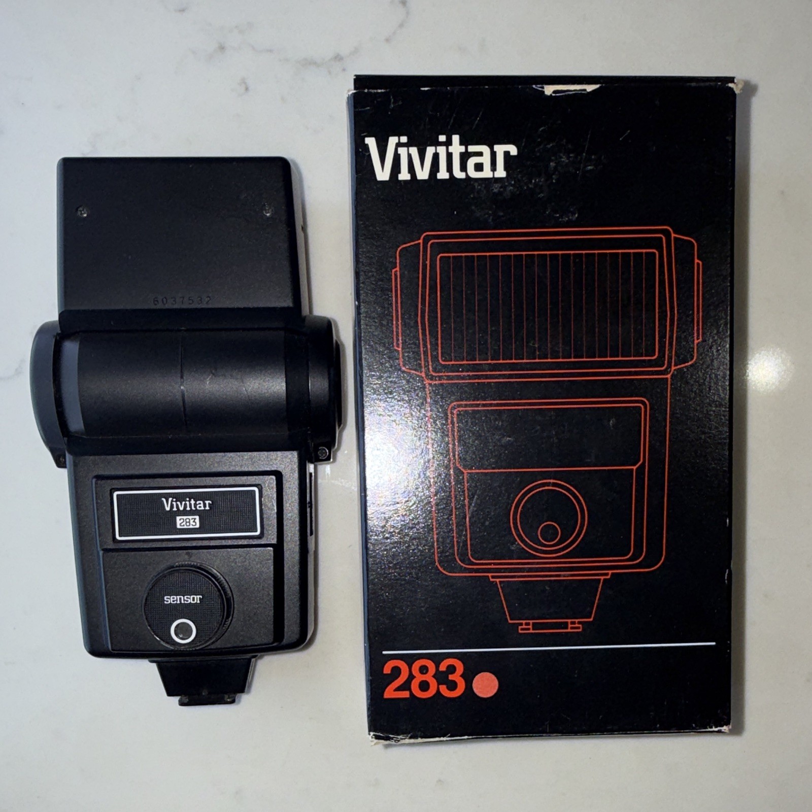 Vivitar 283 Shoe Mount Hot Shoe Flash Auto Exposure Xenon GN36 w/ Box