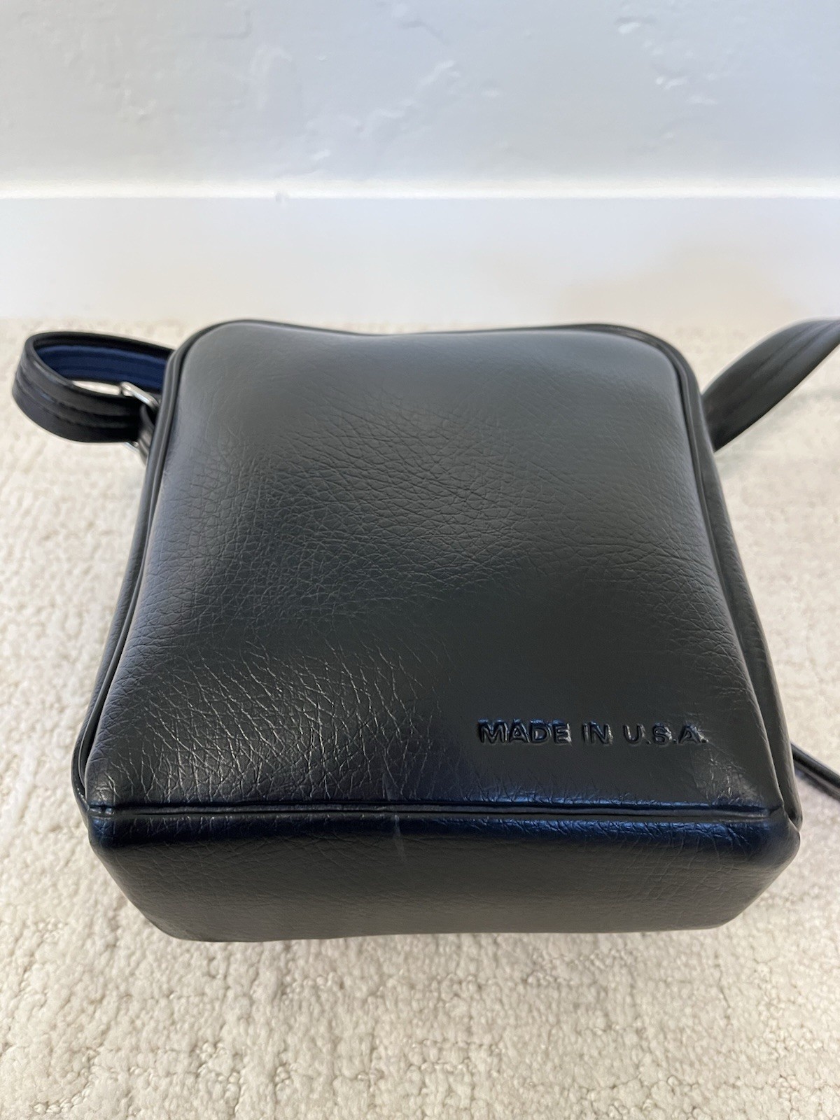 Kodak Black Leather Padded Camera Carry/Shoulder Bag with Strap