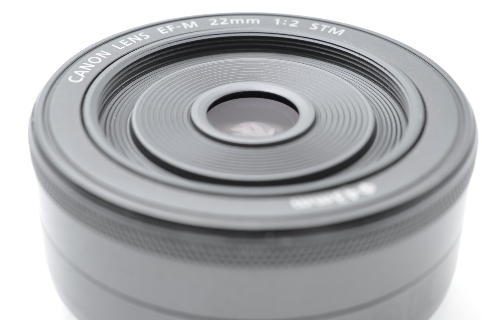 Near Mint Canon EF-M 22mm f/2 STM AF Lens Black EOS EF-M Mount w/ Caps