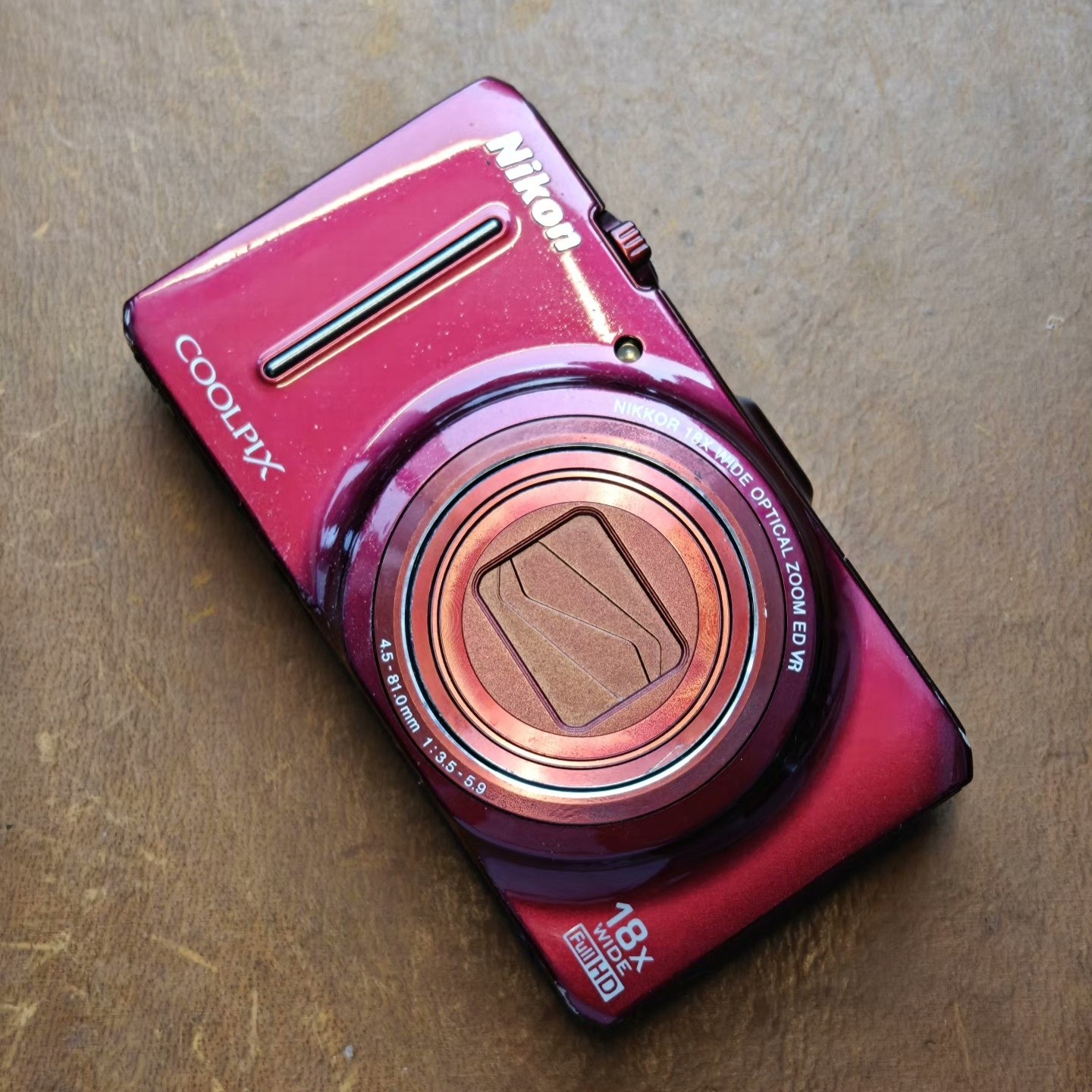 Nikon COOLPIX S9300 Digital Camera 16MP 18x Optical Zoom Built-in Flash & GPS