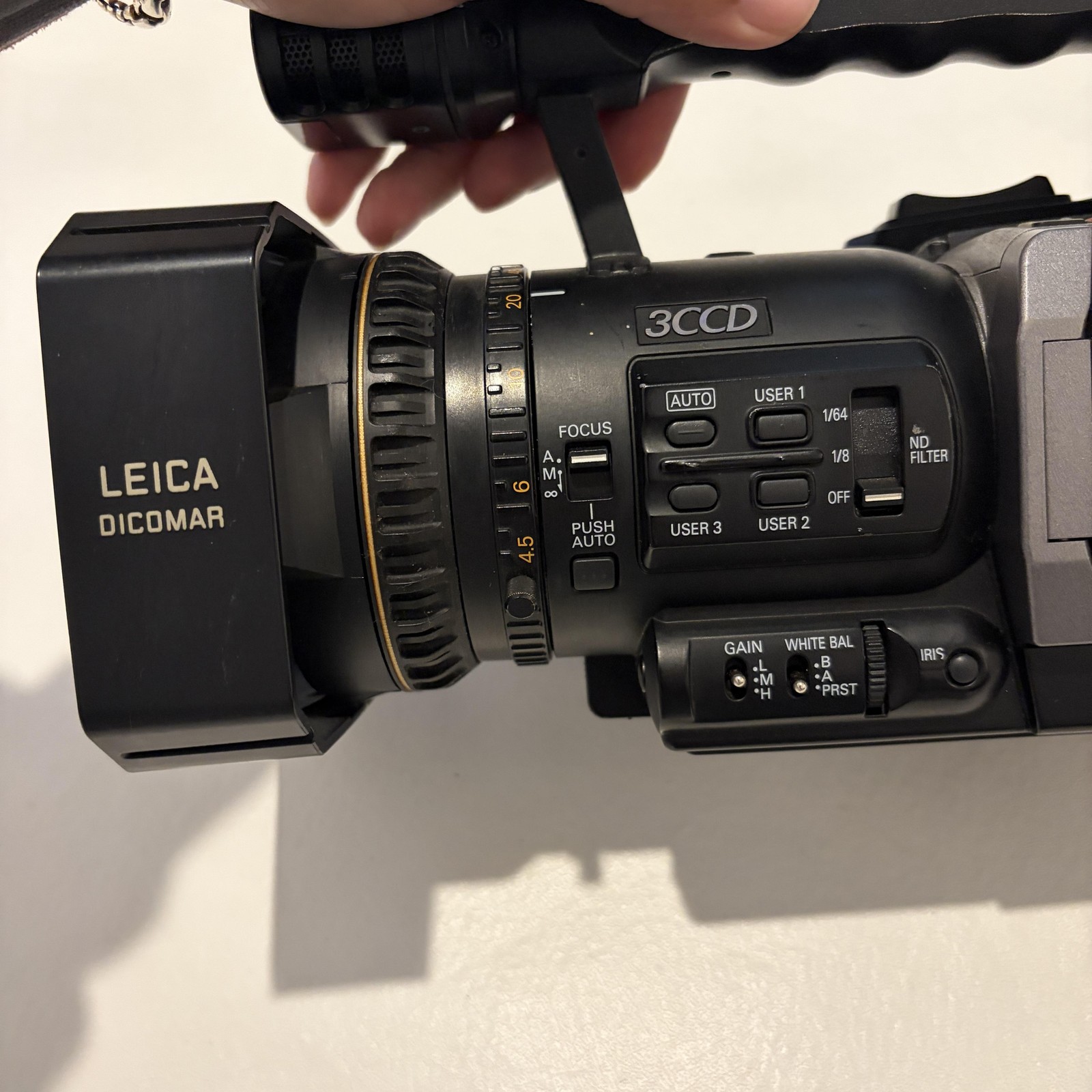 Panasonic AG-DVX100A MiniDV Professional Camcorder 3CCD 10x Leica Untested Black