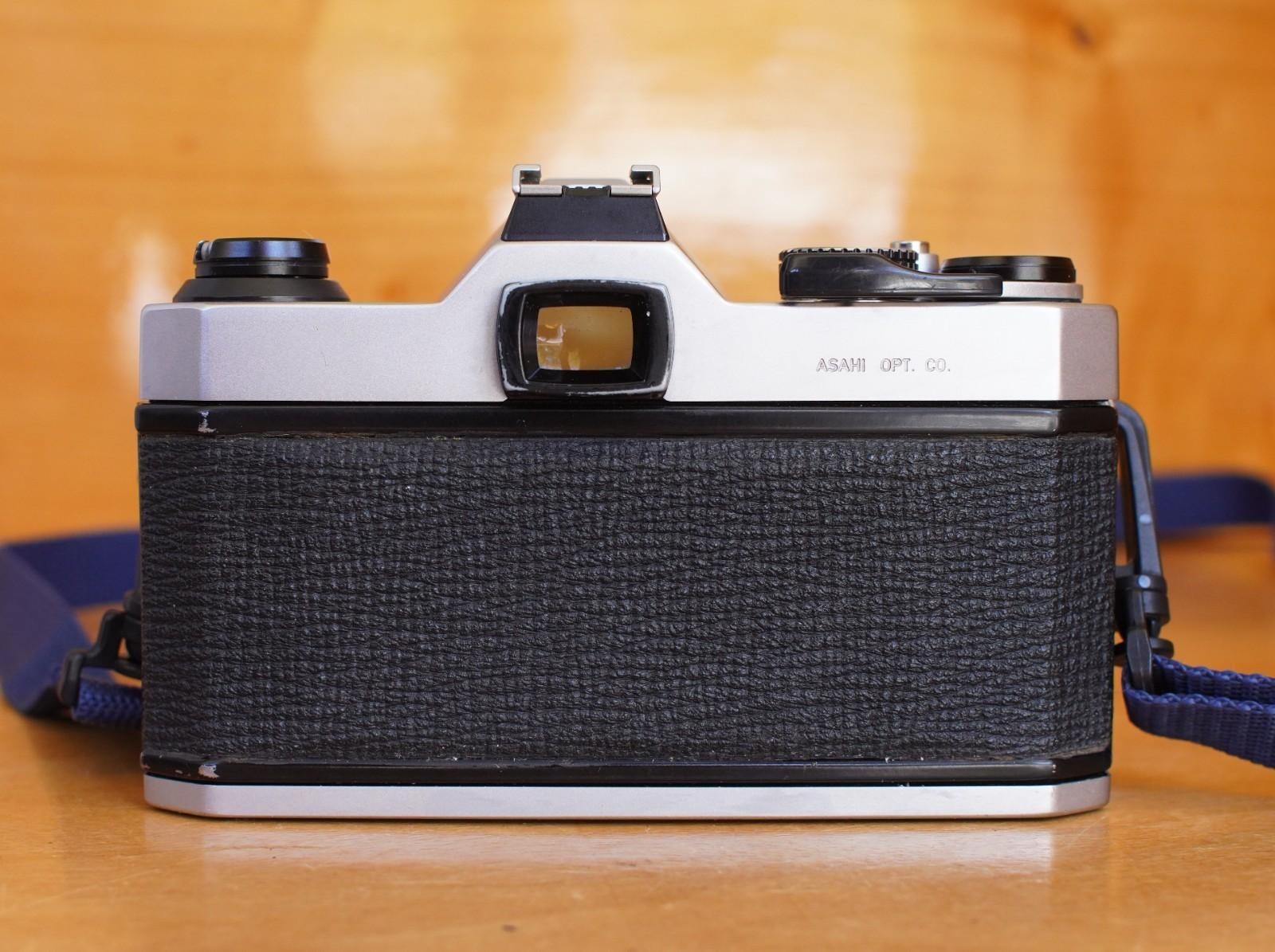 Pentax K1000 35mm Film Camera w/Fast 50mm F2.0 Lens Working VGood Condition #10