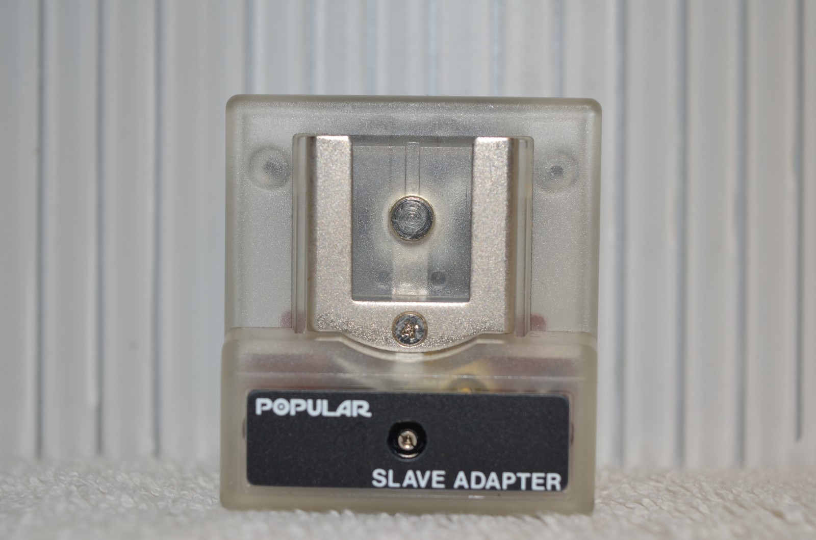 WEIN Peanut Slave Professional Strobe Trigger 100-Foot Range & Slave Adapter