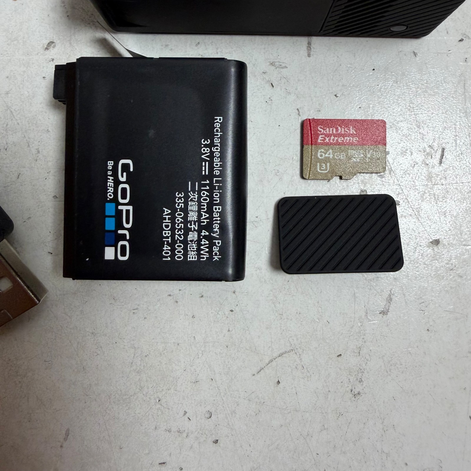 GoPro HERO4 Silver Bluetooth Wi-Fi Touchscreen Waterproof Legacy Action Camera