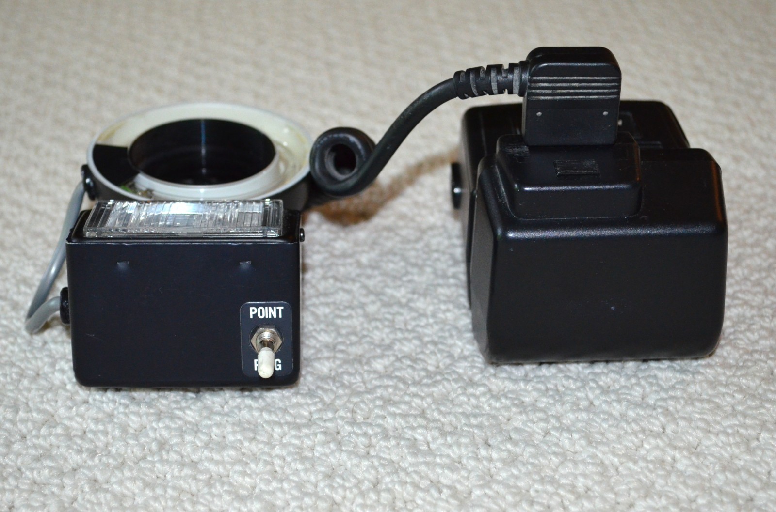 Dine Auto-Exposure Macro Ring Light Flash w/Sunpak Nikon NE-2D Module for F3,FM+