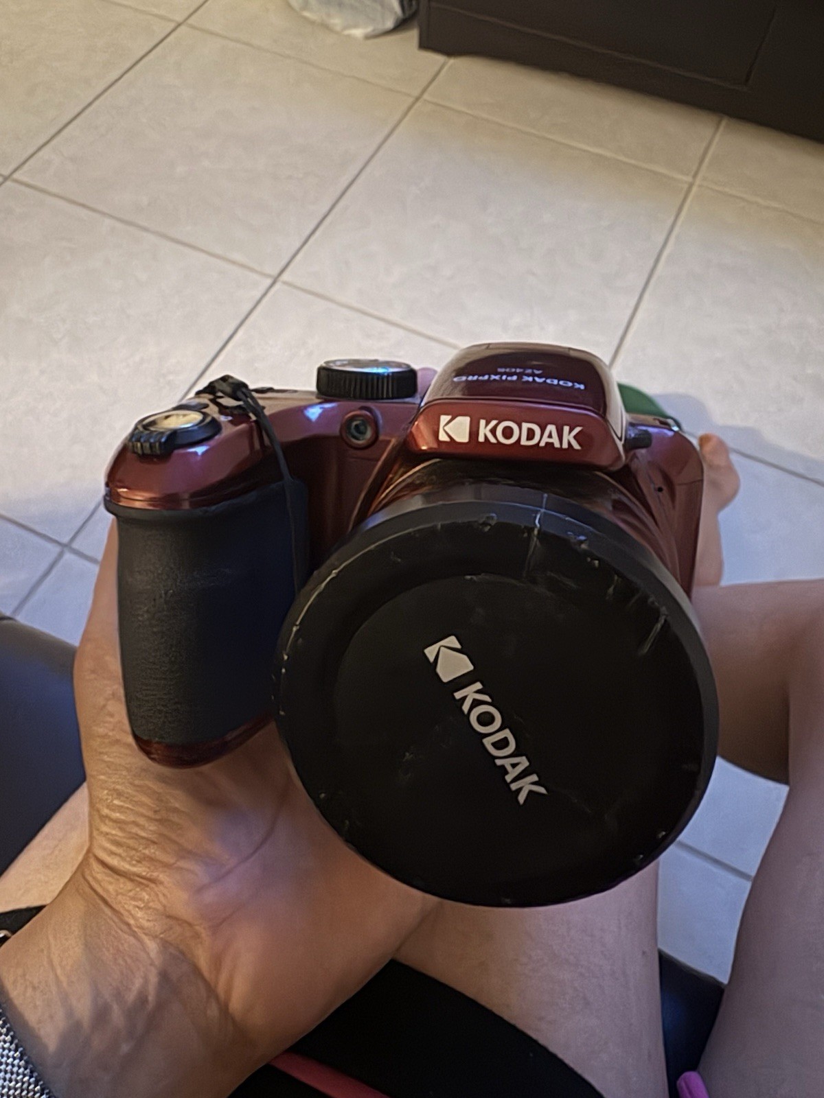 Kodak PIXPRO AZ405 Red Digital Camera 20-MP 40X Zoom