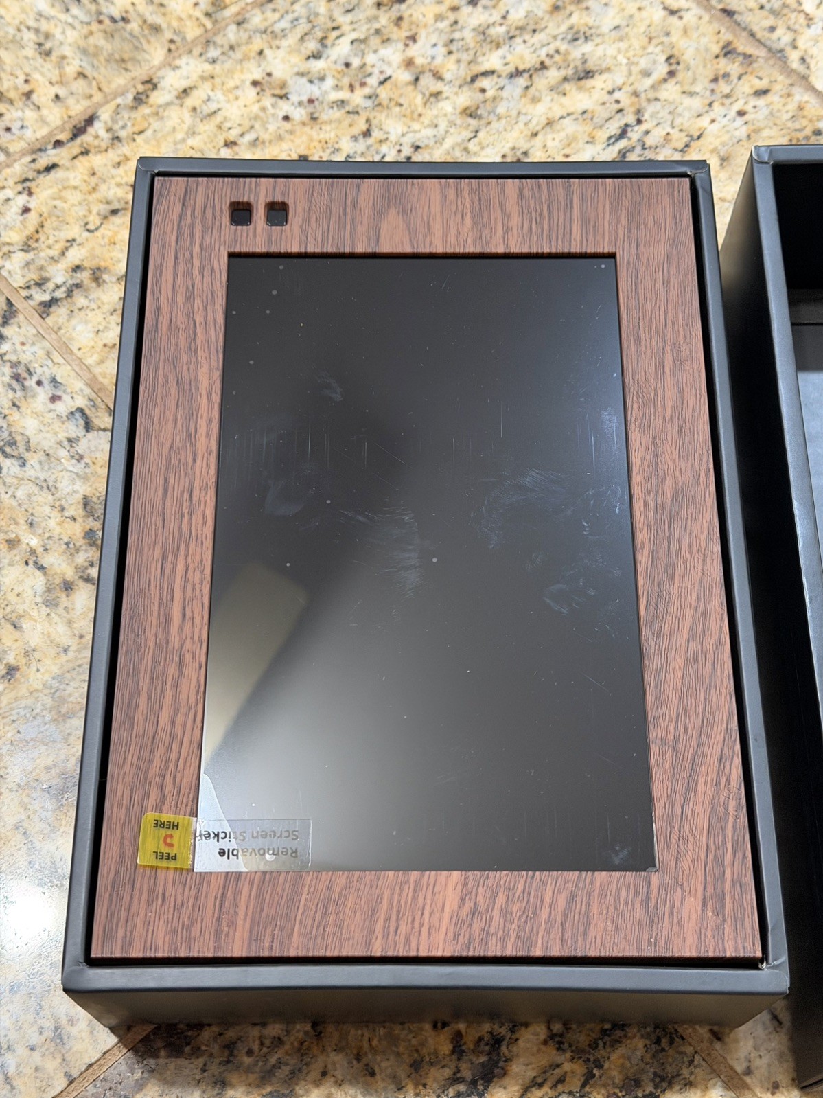Nixplay 10.1″ Touch Screen SMART PHOTO FRAME Black Wi-Fi HD