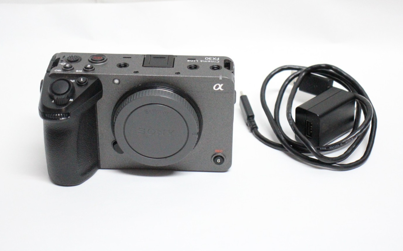 Sony camera FX30 Digital Cinema with Sony Tough 160GB CFexpress Type A card